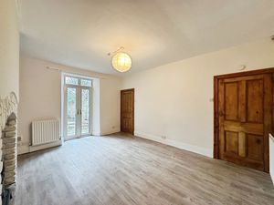 Photo 10- click for photo gallery